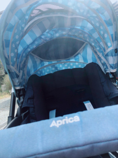 人気のAprica 水玉のかわいいベビーカー