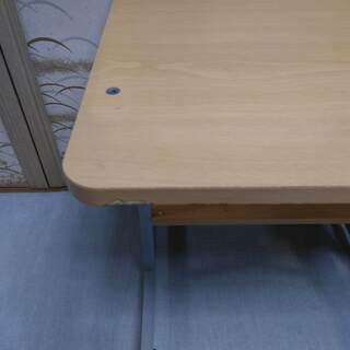 【取りに来れる方に差し上げます】　パソコンデスク椅子付きの画像