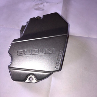 超美品　gsr250 エンジン周りカバー、ボルト各種の画像