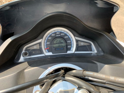 《購入者様決まりました》バイク【HONDA PCX 125 パールホワイト（EBJ-JF56）】