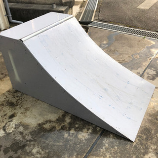 スケボーの台