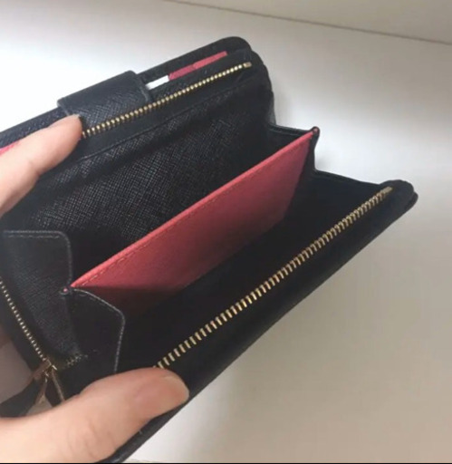 PRADA バイカラー　折り財布【最終値下げです。】