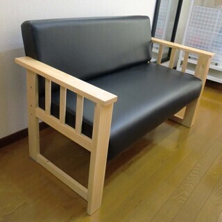 ２人掛ソファ　黒　ほとんど使っていません　お手入れラクラクの画像