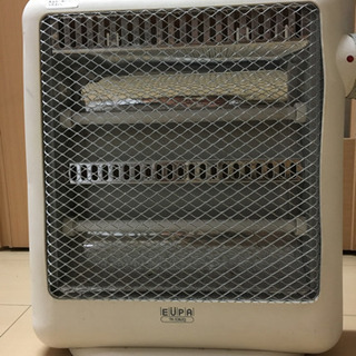 電気ストーブの画像