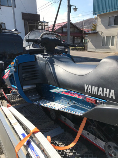 スノーモービル VMAX600XT