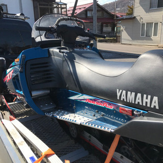 スノーモービル VMAX600XT