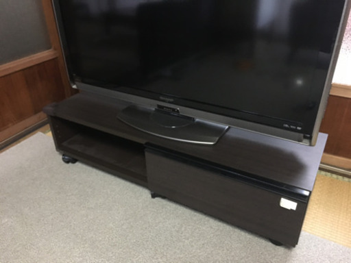 TVボード。良ければテレビもどうぞ。