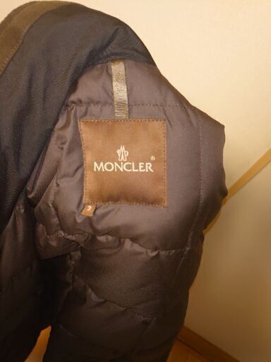 BARNEYS NEW YORK 別注 MONCLER ダウンジャケット