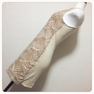 ご購入者様決定［LIP SERVICE］タイトワンピース  ベージュ セクシーシルエットの画像