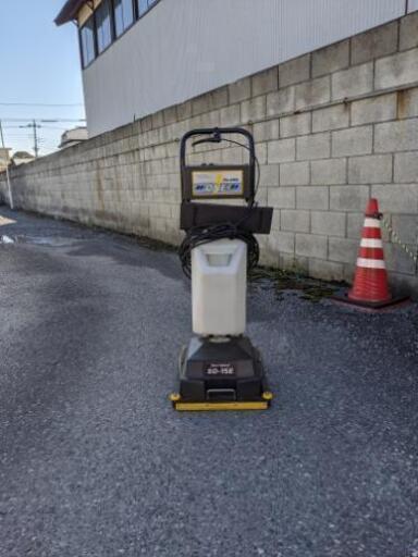 カーペット用ポリッシャー