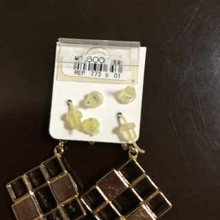イヤリングピアスの画像