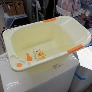 ベビーバス プラスチック製 くまのプーさん 黄色 赤ちゃん本舗 ...