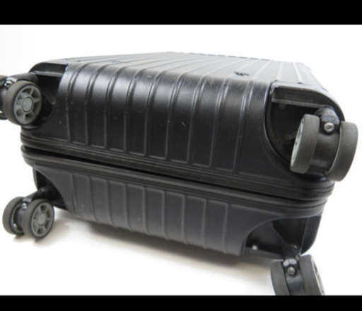 リモワRIMOWA キャリーケース　機内持ち込み　32L ブラック