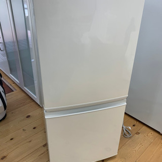 SHARP 冷蔵庫　SJ-D14B-W  2ドア