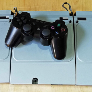 【終了】ジャンク PS3用ブルーレイドライブ3台とコントローラー1台