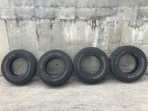 16インチ　mtタイヤ