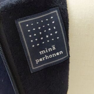 値下げ!! mina perhonen　紺ウールアンゴラ素材ジャンパースカート　38サイズの画像