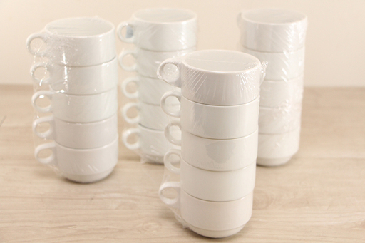 マグカップ 美品 45個 コーヒーカップ 白 業務用 店舗様向け 大量 カフェ 店舗用　アウトレット　白いスタックカップ　まとめて　厚口スープカップ   直径7.5cm(J588wYGG)