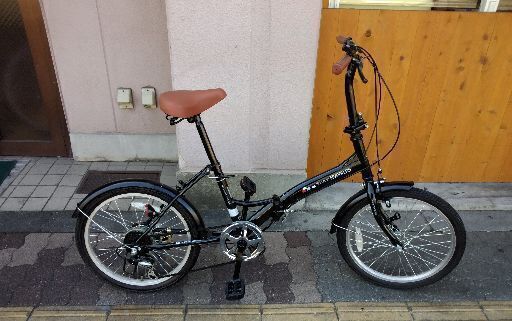 20吋 折り畳み自転車 外装6段/ブラック
