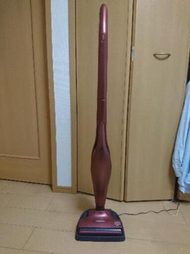 引き取り先決まりました。Panasonic 充電式サイクロン掃除機
