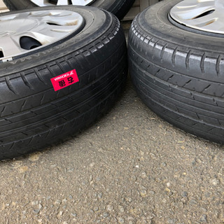 フィット　FIT ノーマルタイヤ　175/65R14の画像