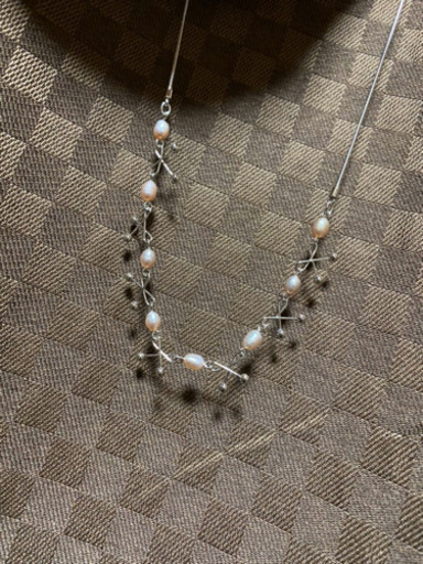 リボンと真珠のネックレス