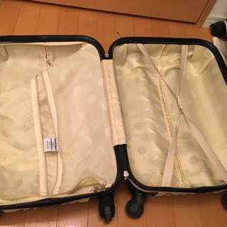 【受付終了】【無料】スーツケースの画像