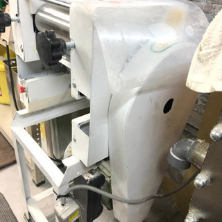 ローラ式製麺機の画像