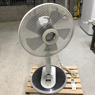 2012年製 山善30cmリビング扇風機※本体カバー割れあり