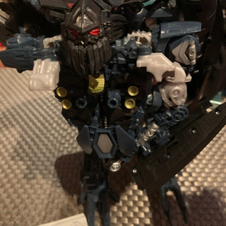 トランスフォーマー大小合わせて11体の画像