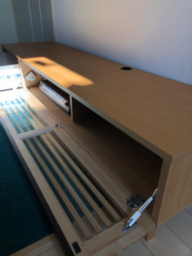 木　格子デザイン　テレビ台　ロータイプ　ローボード　収納　大型液晶テレビも設置可能です