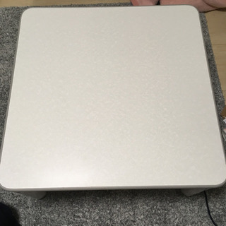 山善こたつテーブル　正方形75センチ　高さ38センチ　コード付きの画像