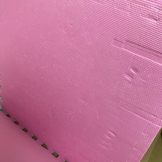 240✖️240 ピンクのジョイントマット　厚め