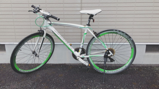 クロスバイク  UNITED COLORS OF BENETTON