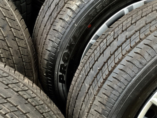 値下げしました！215/60R16 バリ山 TOYO 国産 カムリHV 純正