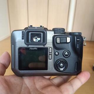 富士フィルムFinePix S602+ワイコンの画像