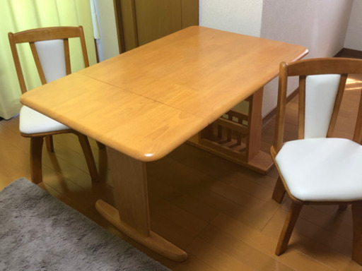 新古品！！特価！！バタフライ式 ダイニングテーブル 幅120/100cm/奥行き75cm/高さ72cm 回転椅子付！！