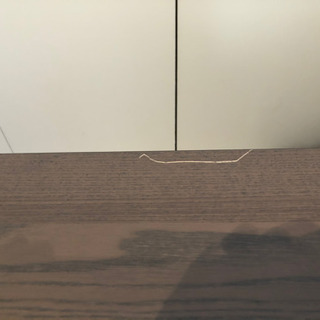 テーブル　IKEA BEKANT 都内、川崎市ならば＋4000円で配達します　160×80×65~85 天板に傷ありですが綺麗ですの画像