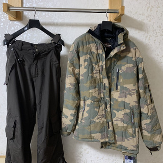 無料でどうぞ！GATCHAスノーボードウェア上下セットMサイズ 美品