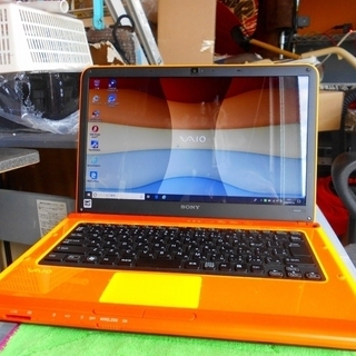 Core i5 SONY vaio VPCCA1AFJ 元気の出るオレンジ!!