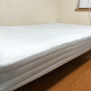 無印　脚付セミダブルベッド