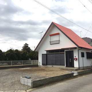 海近の戸建て！ペット可！駐車場4台可！二階から海が見えます。初期...