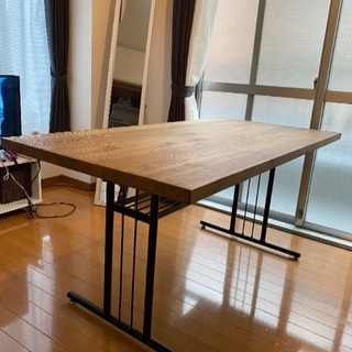 ダイニングテーブル