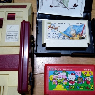 ファミリーコンピューター 初期型 ソフト2本 ジャンクの画像
