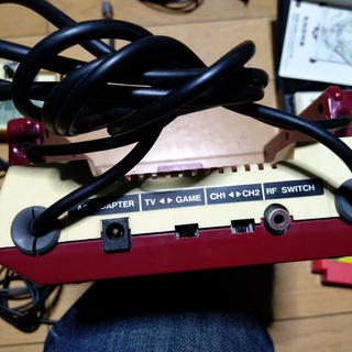 ファミリーコンピューター 初期型 ソフト2本 ジャンクの画像