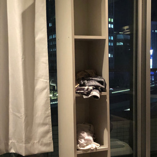 5連の白い棚　2×4のIKEAの茶色棚