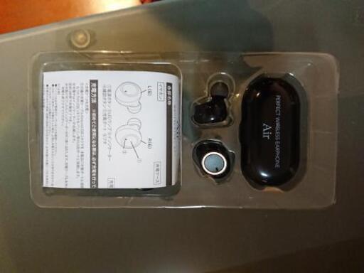 完全ワイヤレスイヤホン