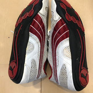 PUMA スニーカー22.5㌢の画像