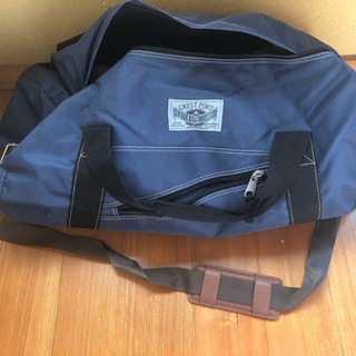 スポーツバッグ