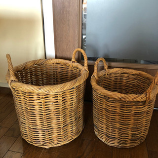 カゴ　2個